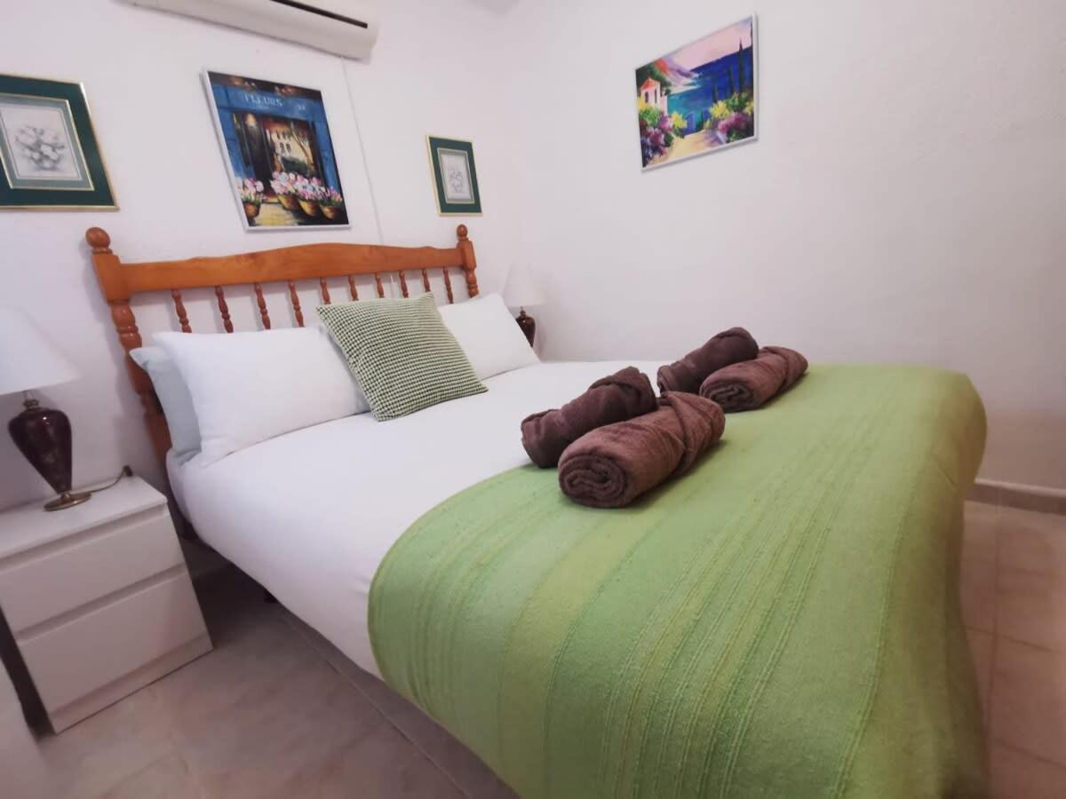 Quaint Ground Floor Apartment With Pool Lb1 Torrevieja Kültér fotó